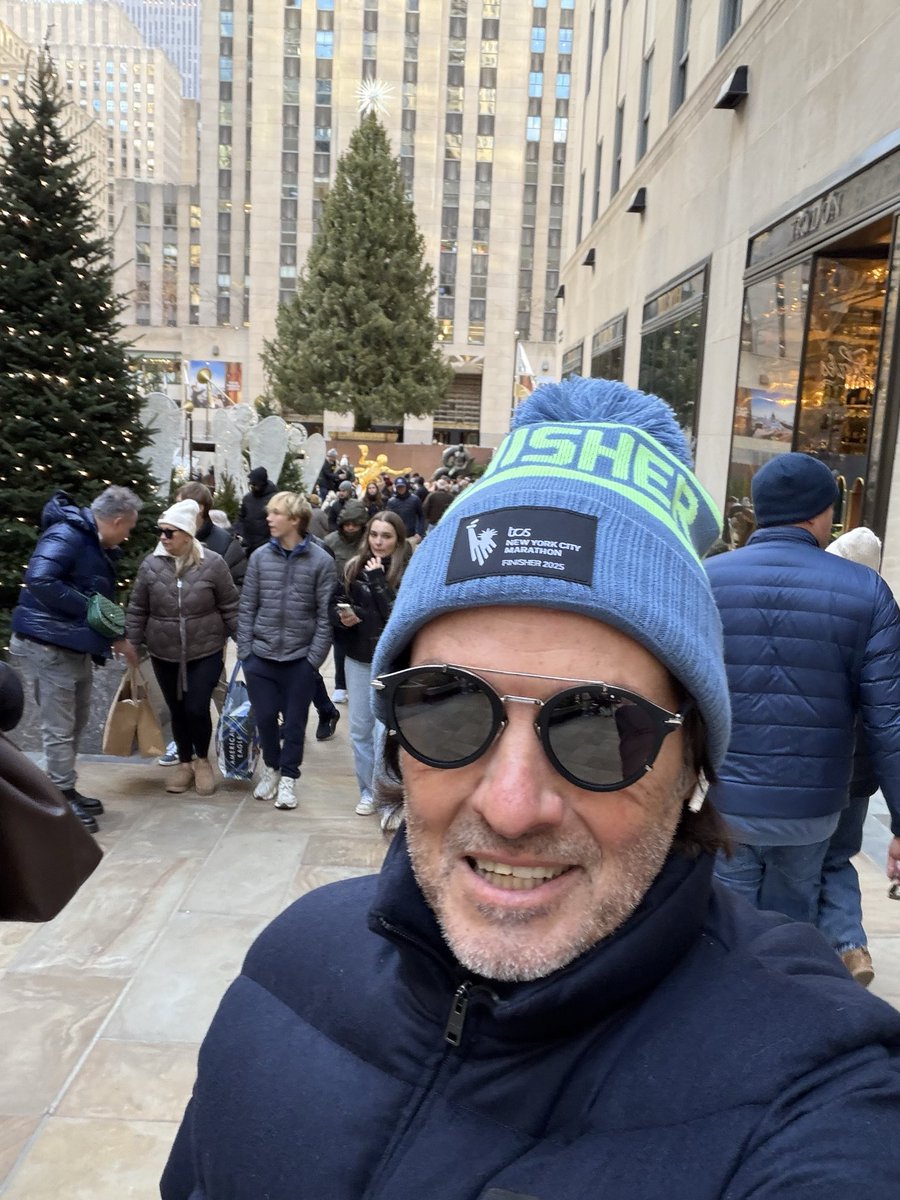 John Legere tweet media