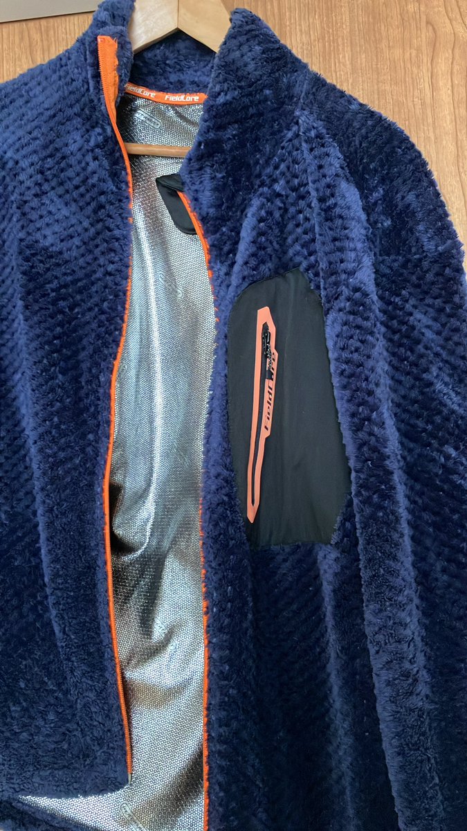 snakebite tweet media