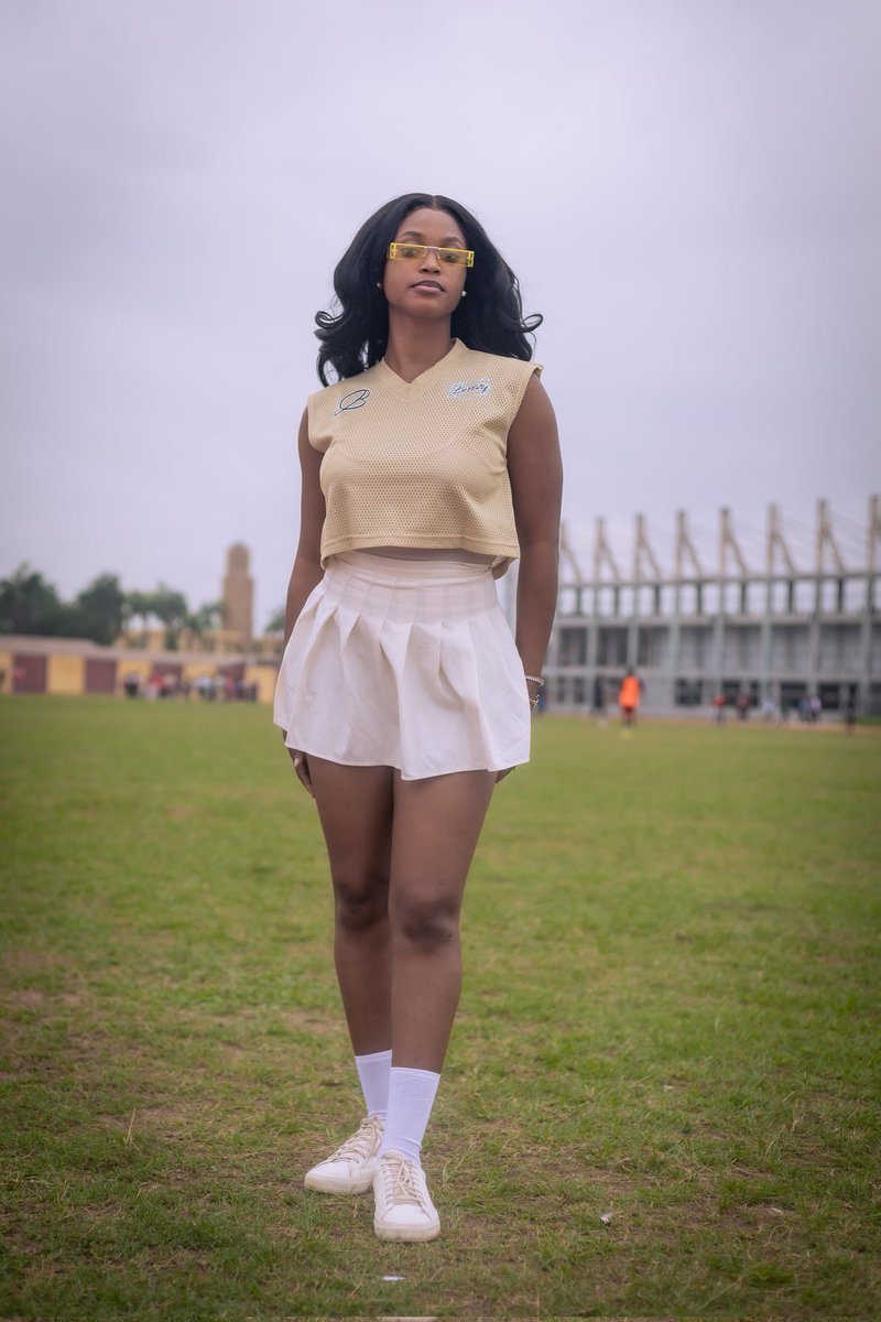 AdedoyinTVS's tweet image. FESTIVITY: 🏫🎽Some of my favourite photos that I captured on the "Jersey Day" of the 2024/2025 Final Year Week at the University of Lagos.

#festivity #finalyearweek #finalyearbrethren #fybweek #jerseyday #jersey #school #university #unilag #universityoflagos #lagos #photographs