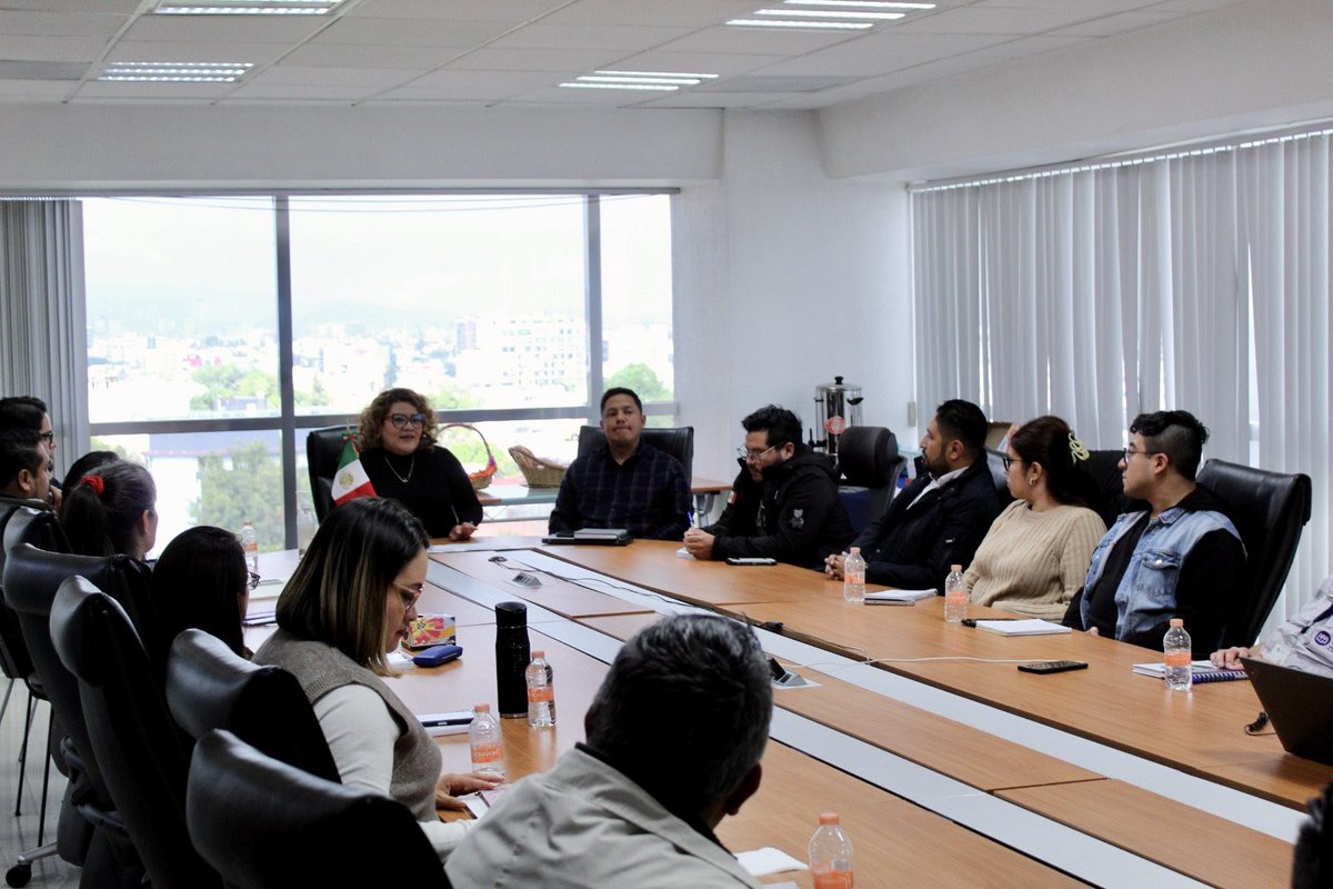 CEAVmex's tweet image. 🟣La titular de la @CEAVmex, @Yuriddhh, clausuró el 4to. Encuentro Nacional de Personal de Psicología.

En este espacio se compartieron experiencias y conocimientos con el propósito de mejorar los servicios de atención psicológica a víctimas.

#CEAVCercaDeTi 🤝🏼