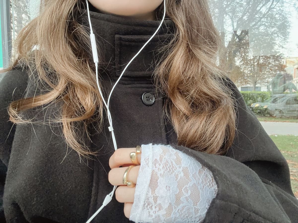 lassybees's tweet image. in love with these coats