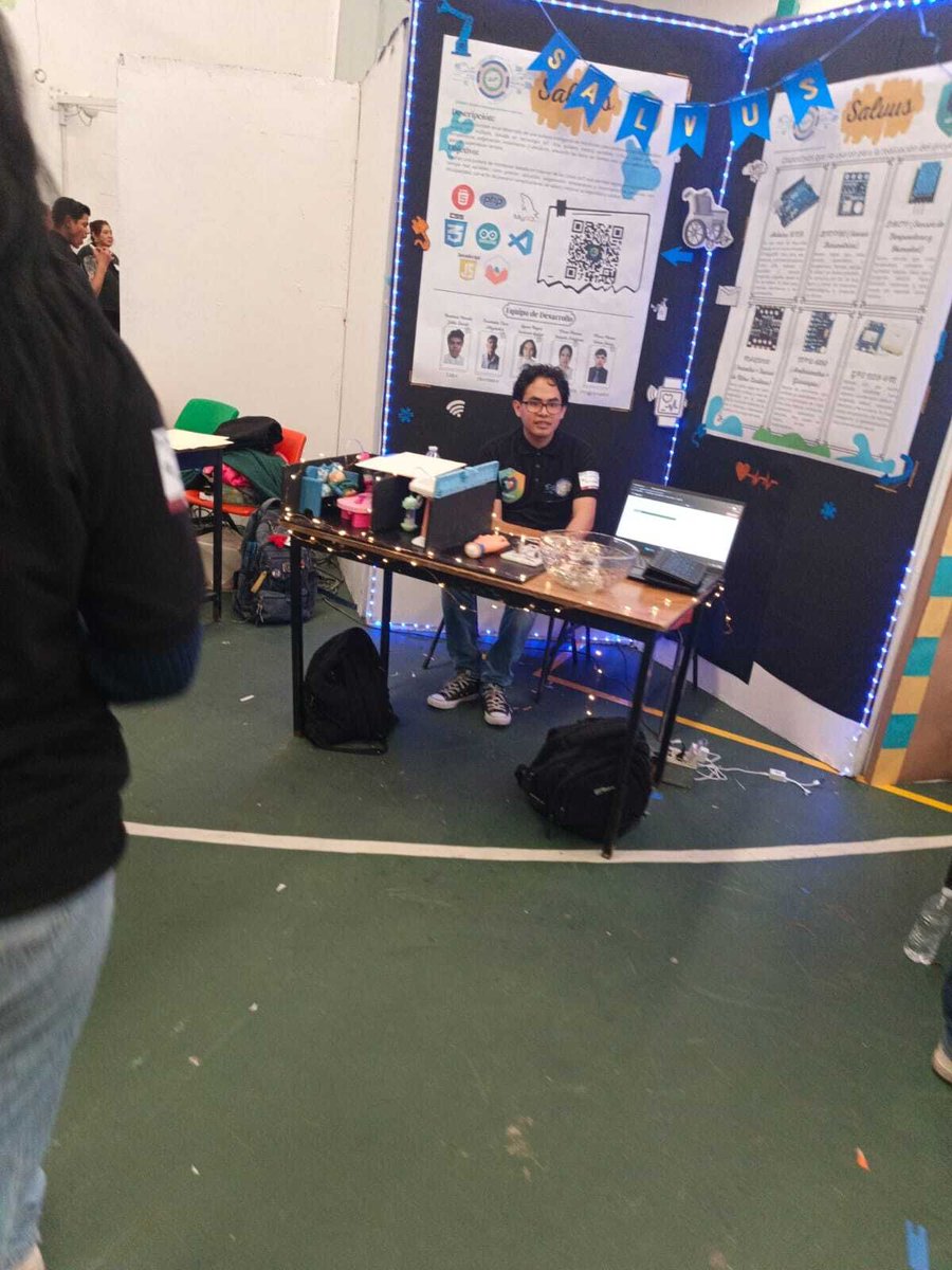 tecgurusnet's tweet image. Hoy Tec Gurus estuvo presente en la EXPROY 2025 de la Universidad Tecnológica de Nezahualcóyotl, participando como parte del equipo evaluador de proyectos de la División de Informática y Computación. 👨💻👩💻

#TecGurus #EXPROY2025 #UTN #Tecnología #Programación #EducaciónTI