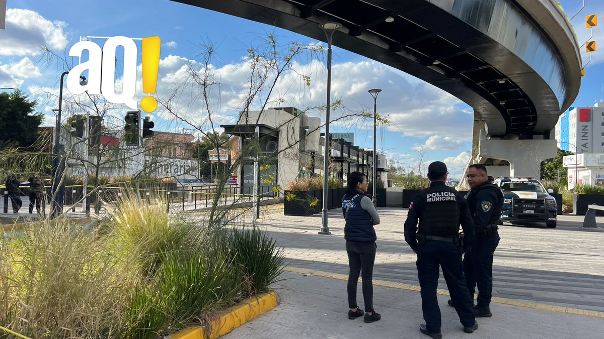 🚨Mūerê adulto mayor en estación de QroBús en Av. Zaragoza 🚌

La estación de QroBús fue cerrada y se delimitó el acceso de los camiones en los carriles confinados hasta terminar con las diligencias forenses. 🛑⚠️

Entérate aquí 👉wp.me/p8iMZT-10r1

#QroBús #Querétaro