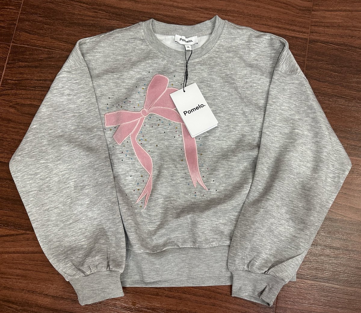 secondhand789's tweet image. ส่งต่อเสื้อลายโบว์ Pomelo มือ1 มีป้าย
ไซส์ xs อก 32-34
 500.- ส่งฟรี /พร้อมโอนลดได้ค่า 
ขอดูเพิ่มเติมได้ 
#ส่งต่อเสื้อผ้า #ส่งต่อเสื้อผ้ามือสอง #เสื้อผ้ามือสองสภาพ #เสื้อผ้ามือ2 #โล๊ะตู้เสื้อผ้า #โล๊ะตู้ #เสื้อผ้ามือสองสภาพดี #pomelo