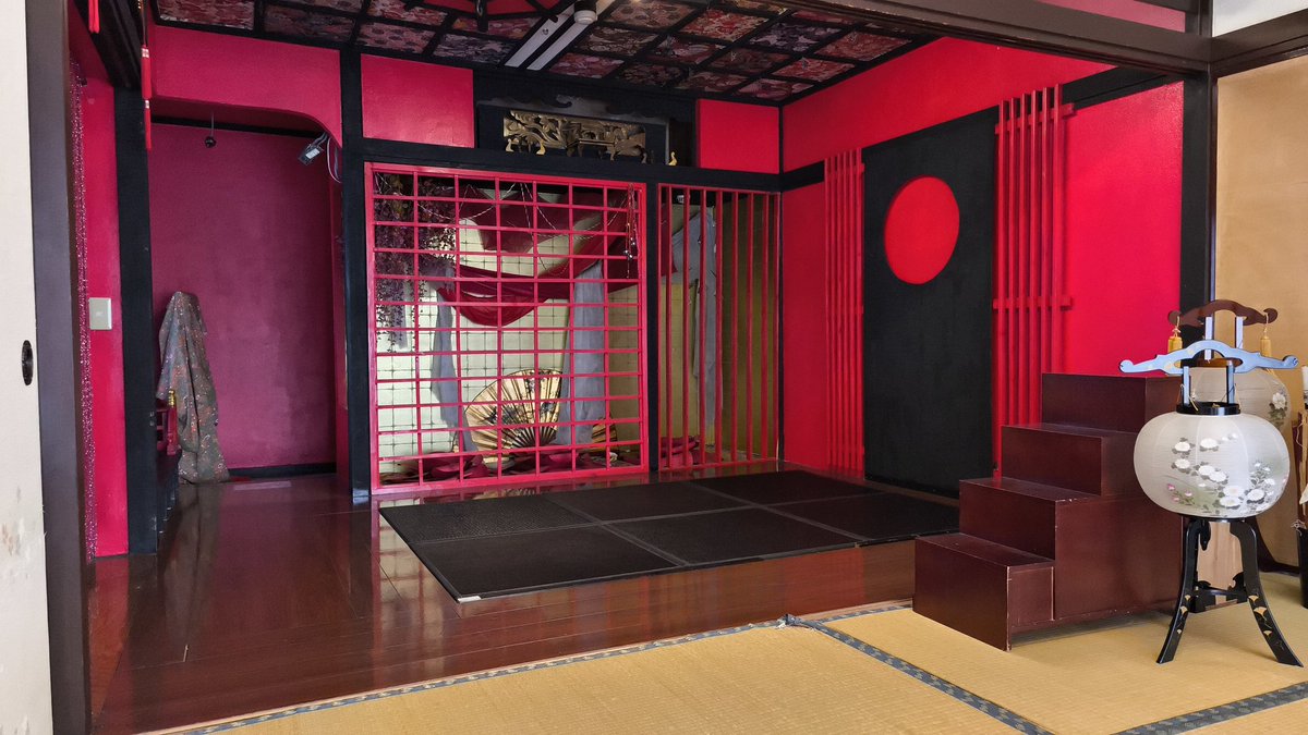 おはようございます！
１１月も明日で終わり！
アイルートは１２月も延長しています💪✨
【最安値】土日祝日、キャンペーン利用で８時間4000円！？【時間単価】
【ついに】五階靴利用開放🙌【和室以外】
ご予約お待ちしています！