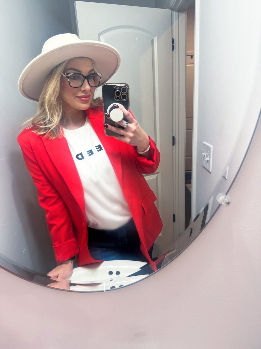 MAGA Barbie 🇺🇸👱🏼‍♀️ tweet media