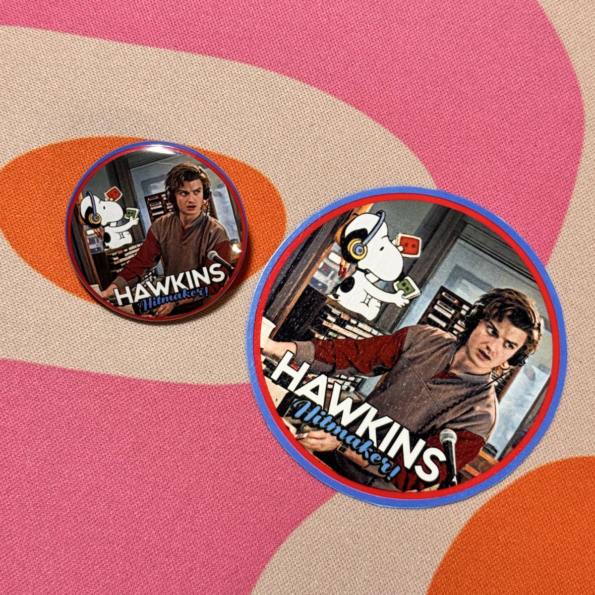 ItsBooMail's tweet image. the soundboard duo sticker and button 🎧