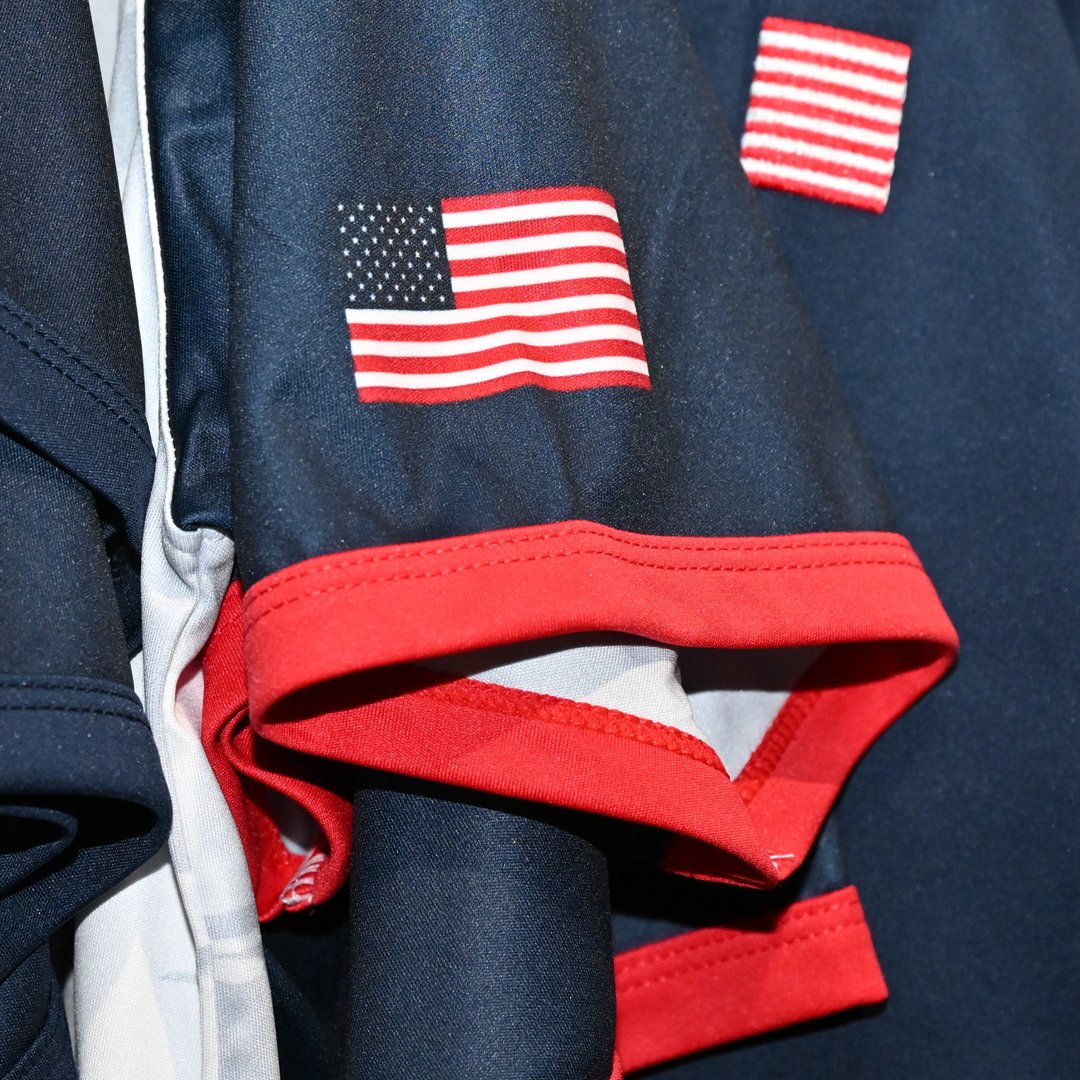 👀 Take a closer look...

Take in the finer details of the brand new <a href="/leedsrhinos/">Leeds Rhinos</a> 2026 Las Vegas shirt from <a href="/oxensportsuk/">OXEN Sports UK</a> 

Grab yours quickly. These are absolutely flying off the shelves.

🛒eliteprosports.co.uk/leeds-rhinos/l…

#leedsrhinos #leeds #rhinos #kitlaunch #oxen #oxensports