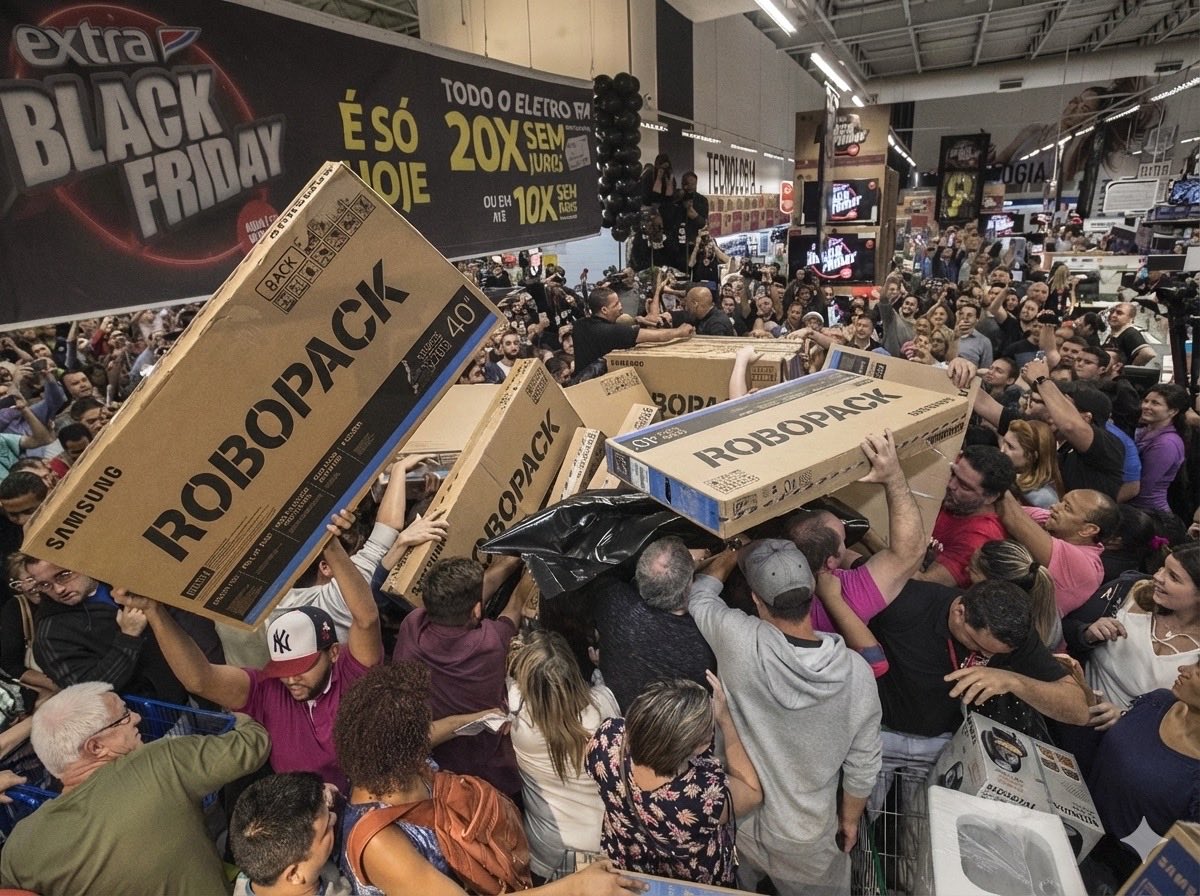 _Robopack's tweet image. We know everyone wants Robopack …..But maybe let&apos;s try to keep the Black Friday madness to a minimum this year! 😉 

Get ready for the most sought-after app packaging solutions without the stampede. Get your Trial, Demo and more info here: robopack.com

#Robopack…