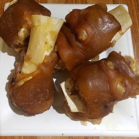 Өчигдөр ХҮЙХЛАСАН ТОЛГОЙ, ШИЙР, ТАГАЛЦАГ ЗАРНА! гээд оруулсан зарын тухай тодруулж өгөөч гэж олон хүн асуусан тул жаахан нэмэлт энгийн тайлбар оруулж байна.  

Эгч Оуюнгэрэл минь өнгөрснөөс хойш хүргэн ах Даваарэгзэн минь хэдэн хүргэн хүүхэдтэйгээ нийлээд хийж байсан ажлыг