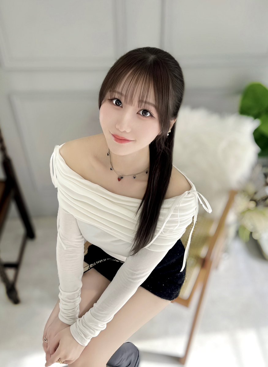 toshibon_0331's tweet image. おはようございます😀
爆睡からやっと起きた〜💣💤
今日も頑張りすずなおなこううかですね～🐈💍🩵🍰🩷🍋‍🟩💚☀️💛
 #ゆうか  #ゆいいつむにむに  #なこ  #みんなのすきなこ  #カラフルスクリーム  #小山涼香 #音楽とおんなのこを楽しむ  #日浦菜緒  #すきすきなおちゃん  #ハニデビ