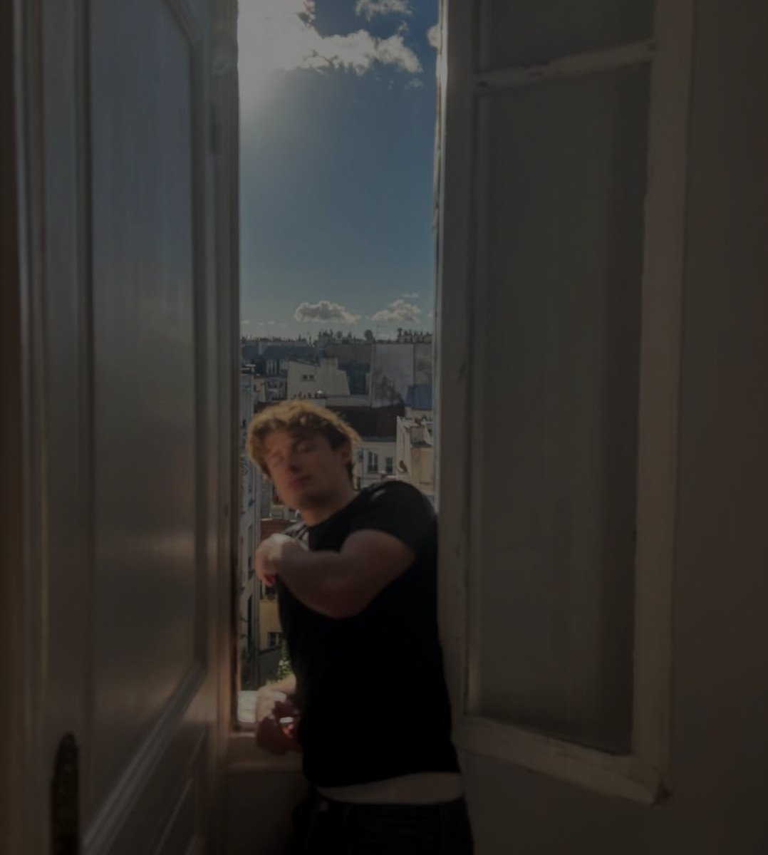 𝘮𝘢𝘹 tweet media