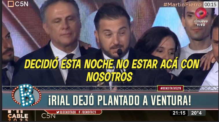 BenditaOk's tweet photo. #Bendita | No se prestó al show 🫢
#BenditaEvelyn
📺https://t.co/NO9qDckcsn https://t.co/ogqCSvzTZy