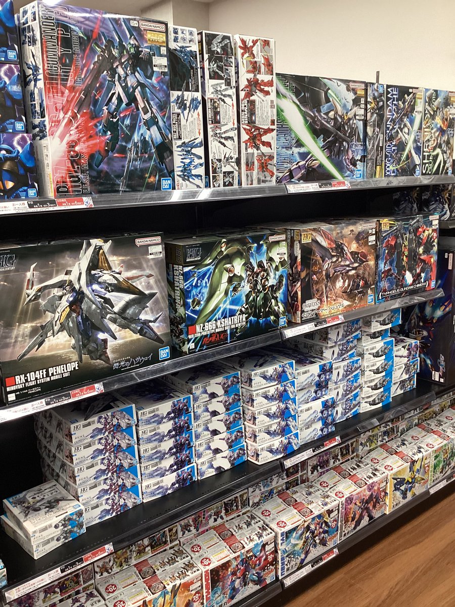 [3点まとめ売り] 本日オープン時の #プラモデル 売り場です ご来店の参考にどうぞ