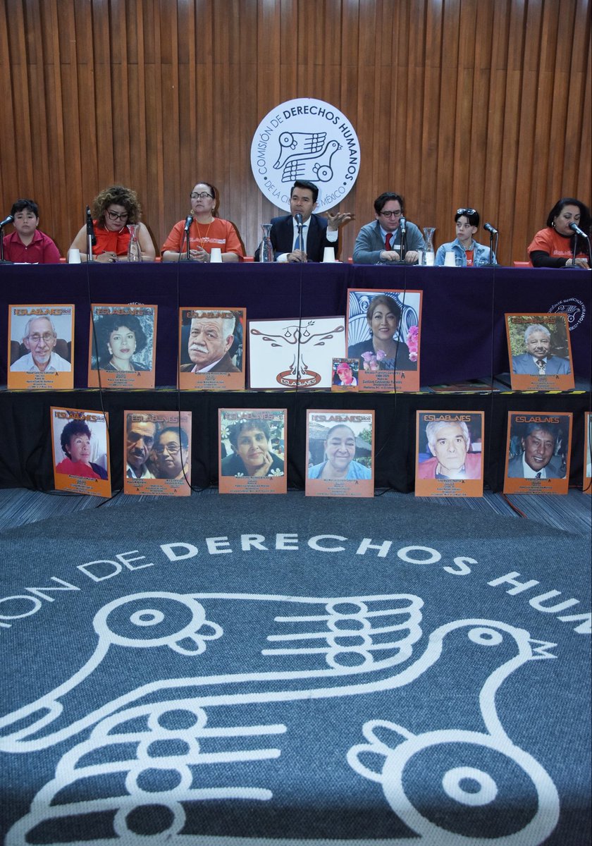 arturomedinap's tweet image. En representación de la secretaria de @SEGOB_mx, @rosaicela_, acudimos a la Jornada  2025 de la RED Eslabones por los Derechos Humanos, encabezada por su coordinadora nacional, Valentina Peralta.

Este esfuerzo reunió en la @CDHCMX a más de 100 familias de personas desaparecidas…