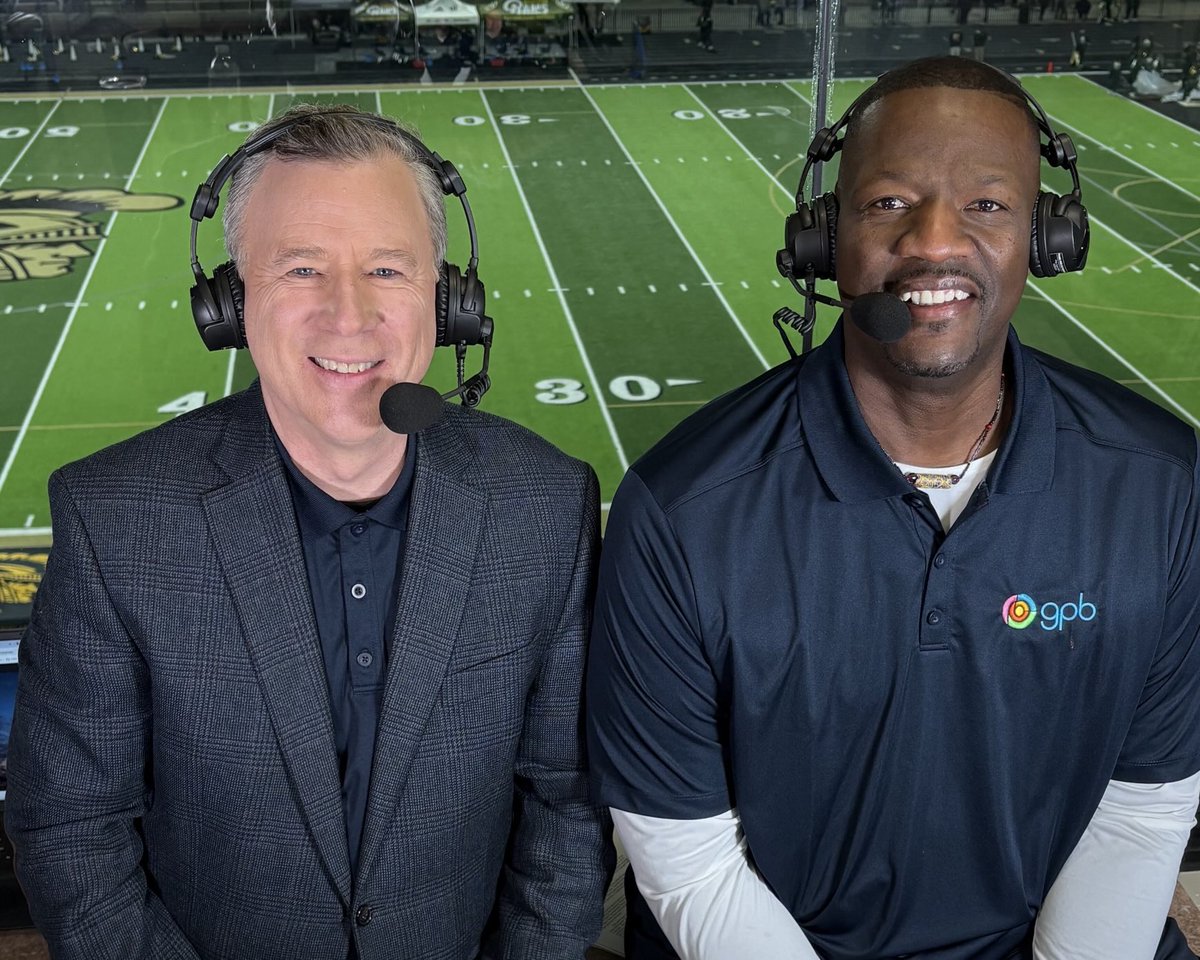 MattStewartTV's tweet image. Ready to go at Grisham Stadium in Carrollton. ⁦@GPBsports⁩ Football Fridays in Georgia ⁦@OfficialGHSA⁩ 6A State Quarterfinals #1 ⁦@grayson_fb⁩ at #3 ⁦@Carrollton_High⁩. Join ⁦@WayneGandyGPB⁩ and me for the call 7:30p on GPB-TV