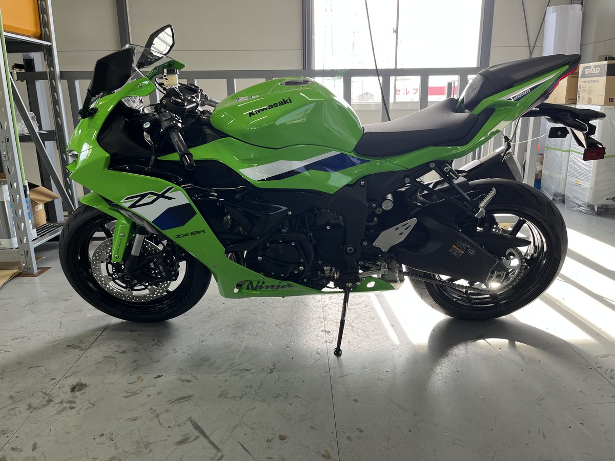 Ninja ZX-6R 2026MY ライムグリーン ご案内可能となっております