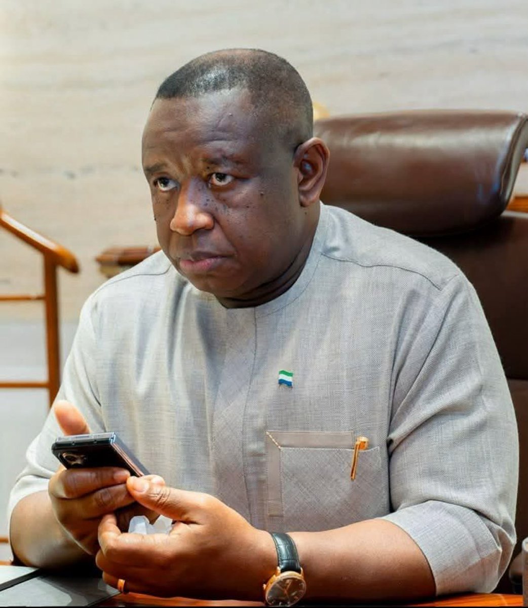 LeoneIssues's tweet image. 🔥💀 Sierra Leone 2026 Budget = Bio’s Cut-Throat Plan! 💀🔥

Sierra Leoneans, WAKE UP! This budget doesn’t care about the jobless millions. Instead, it will slash your pockets with higher tariffs and taxes on everything you buy! 😡

Get ready for skyrocketing prices and…