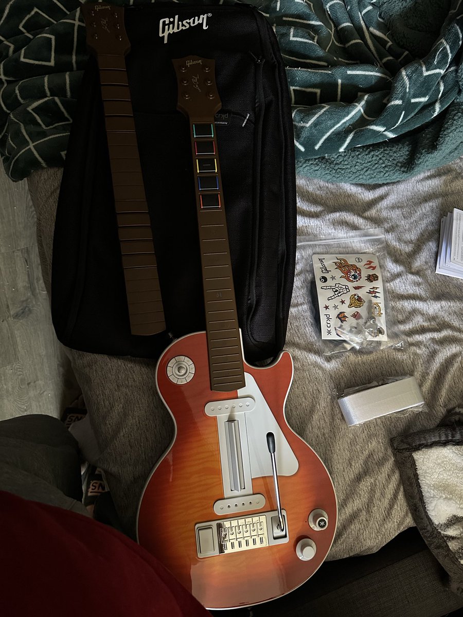 Duckysdood's tweet photo. @Acai28 @crkdgg got mine today, I’m ready to shred. Now just waiting for that SG to ship out soon 👀… https://t.co/TV9Bc7seNw