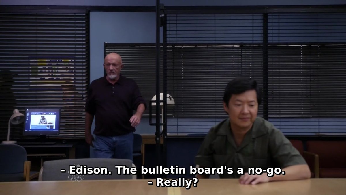Community_Caps's tweet image. From S05E06: Analysis of Cork-Based Networking #CommunityLivesOn
