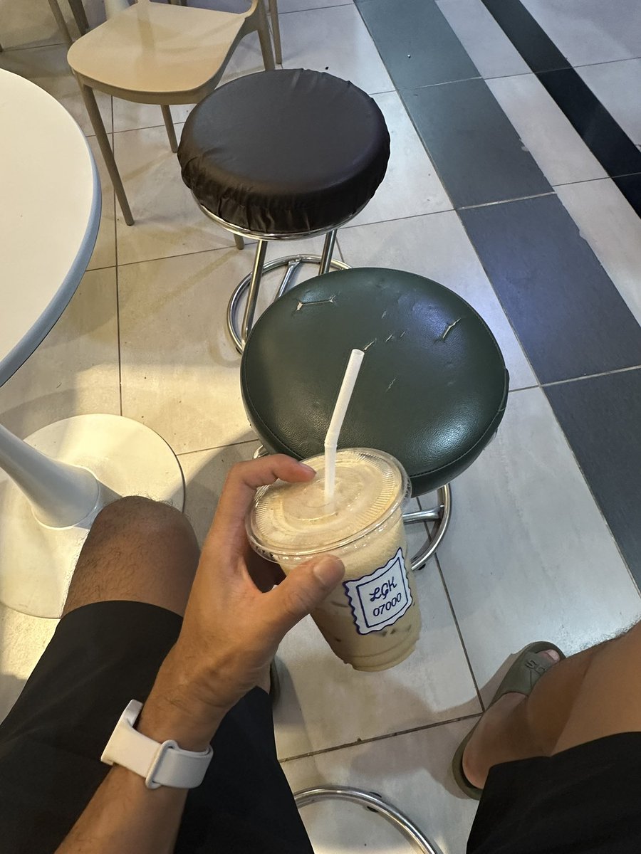 Iwanqais tweet media