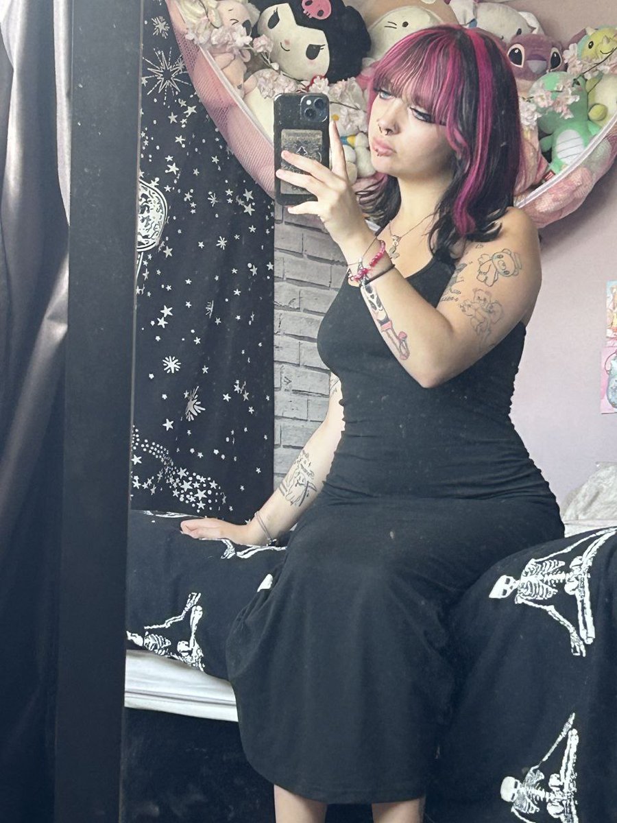 lucyyflutter's tweet image. Didn&apos;t mean to look this good... but here we are.