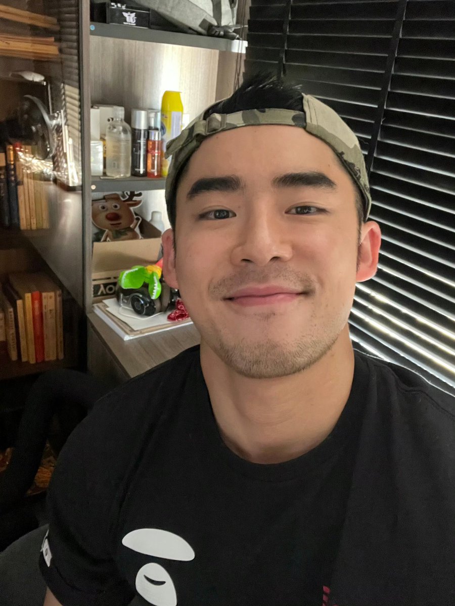 Personality69's tweet photo. 🌞 https://t.co/c2XFBLcY7J