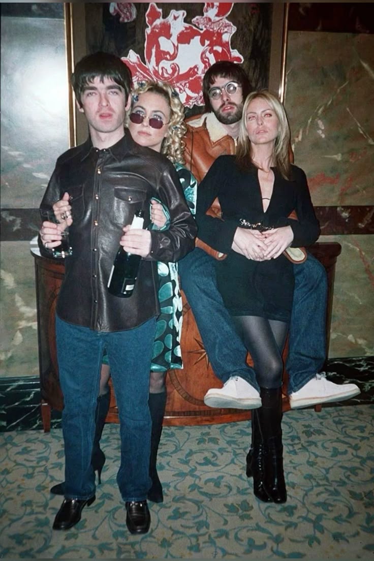 MIRA LO QUE ES PATSY, DIOS LIAM GALLAGHER SOS UN PAJERO