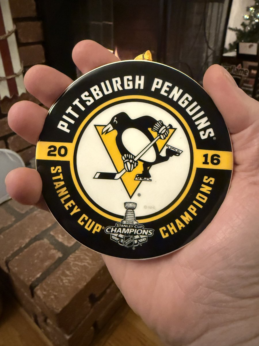 Thebigblackram's tweet image. That’s a beautiful Christmas ornament.  #penguins