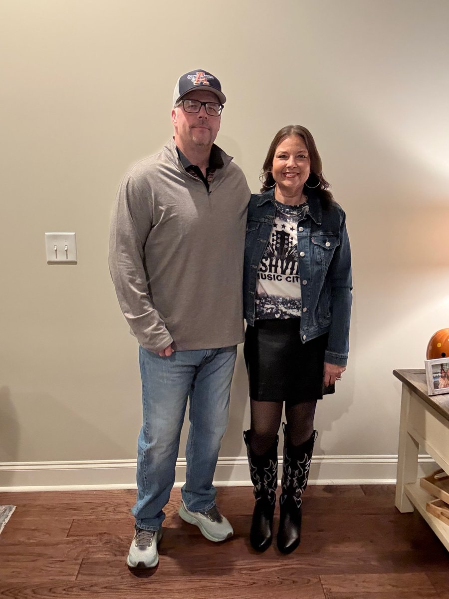 AU_Grad2000's tweet image. Made it!!!