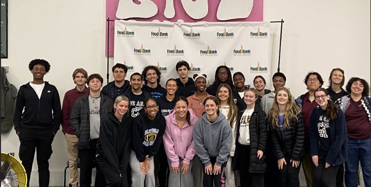 CaravelAcademy's tweet image. We are very thankful for our senior NHS members who traveled to the Food Bank of Delaware on 11.21.25.  They built 435 Holiday family boxes with all the trimmings for a Thanksgiving dinner &amp;amp; then created 986 student bags that contained three meals for the weekend. @FoodBankofDE