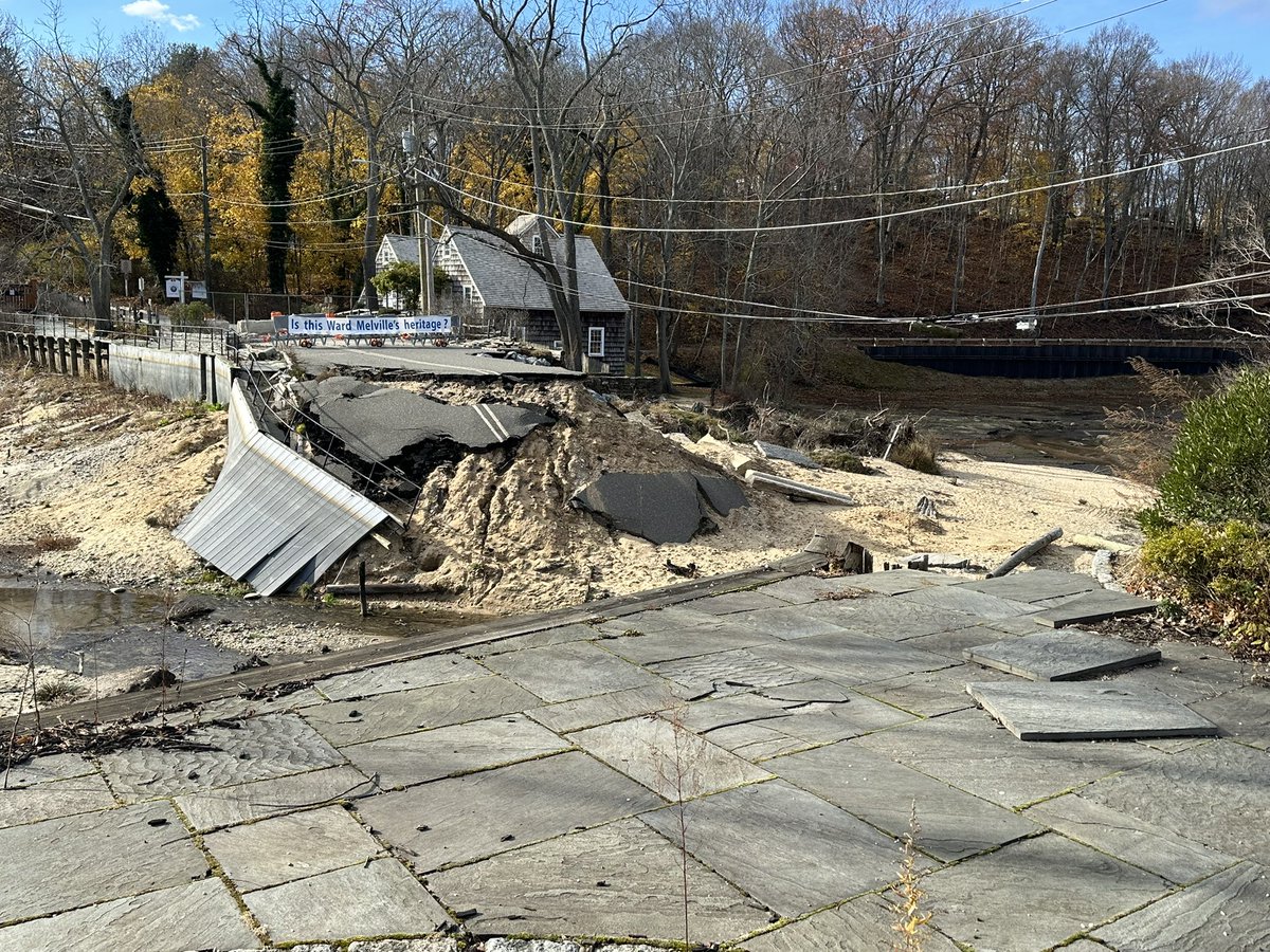 JosephFGargiulo's tweet image. Weekend scenes from #LongIsland.

#WMHO #WardMelville #BrokenDam #SmithHavenMall #SuffolkCounty #SuffolkCountyNY