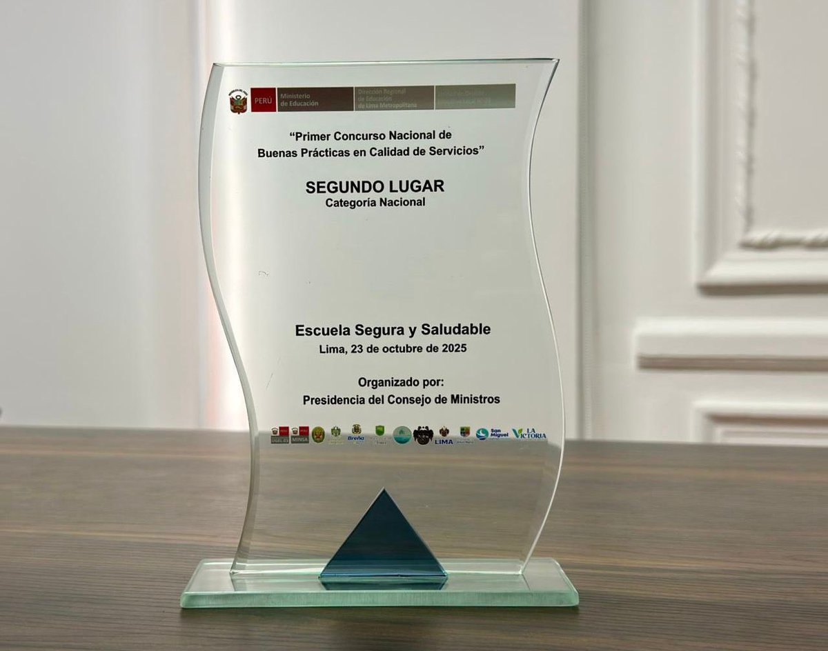 Ayer, nuestra municipalidad recibió un importante reconocimiento como aliada estratégica de la buena práctica “Escuelas Seguras y Saludables”.

Podemos señalar con orgullo que Magdalena del Mar es el único distrito del país en el que la totalidad de sus instituciones educativas