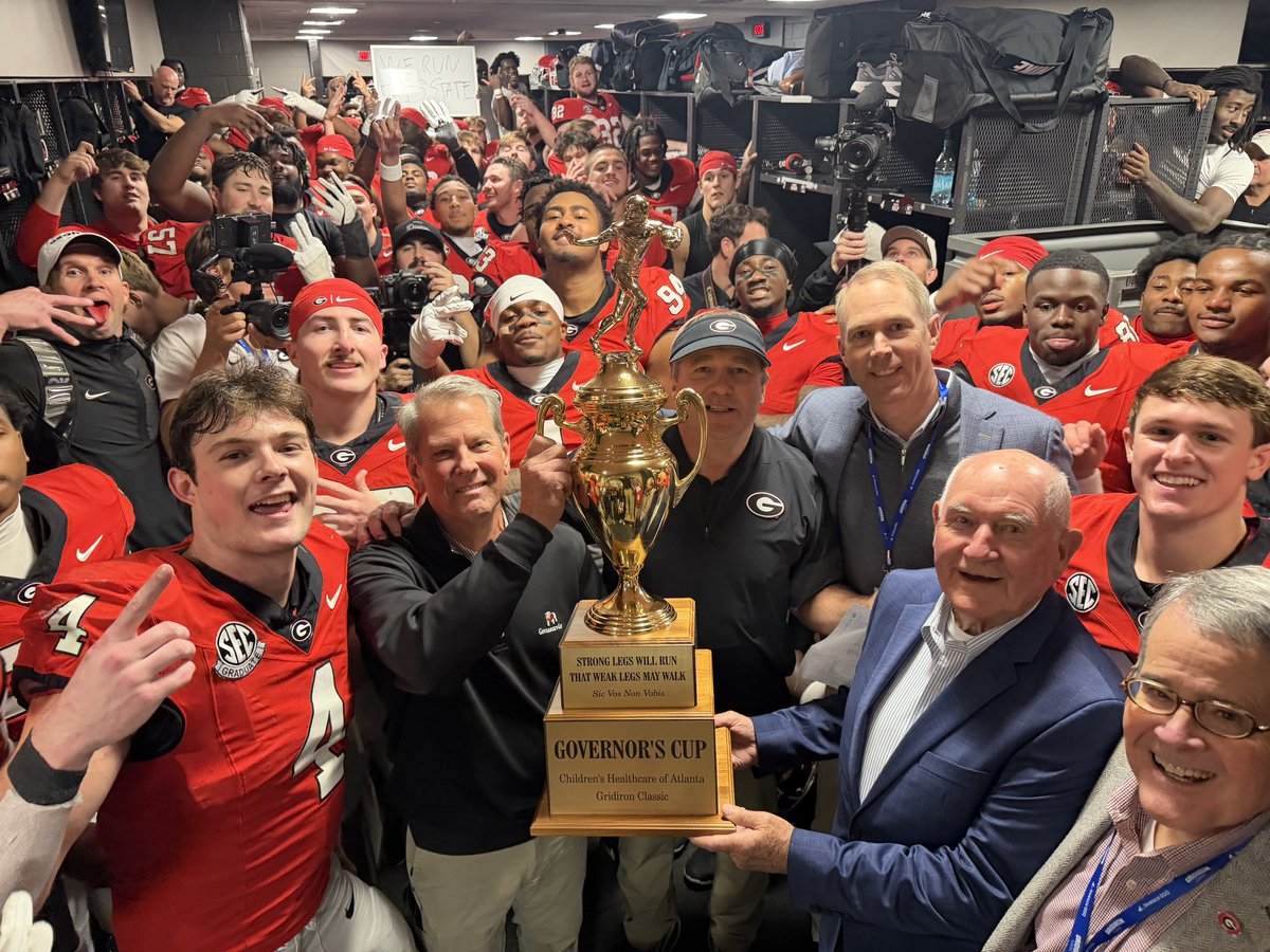 GeorgiaFootball's tweet image. Where it belongs 🏆

#GoDawgs