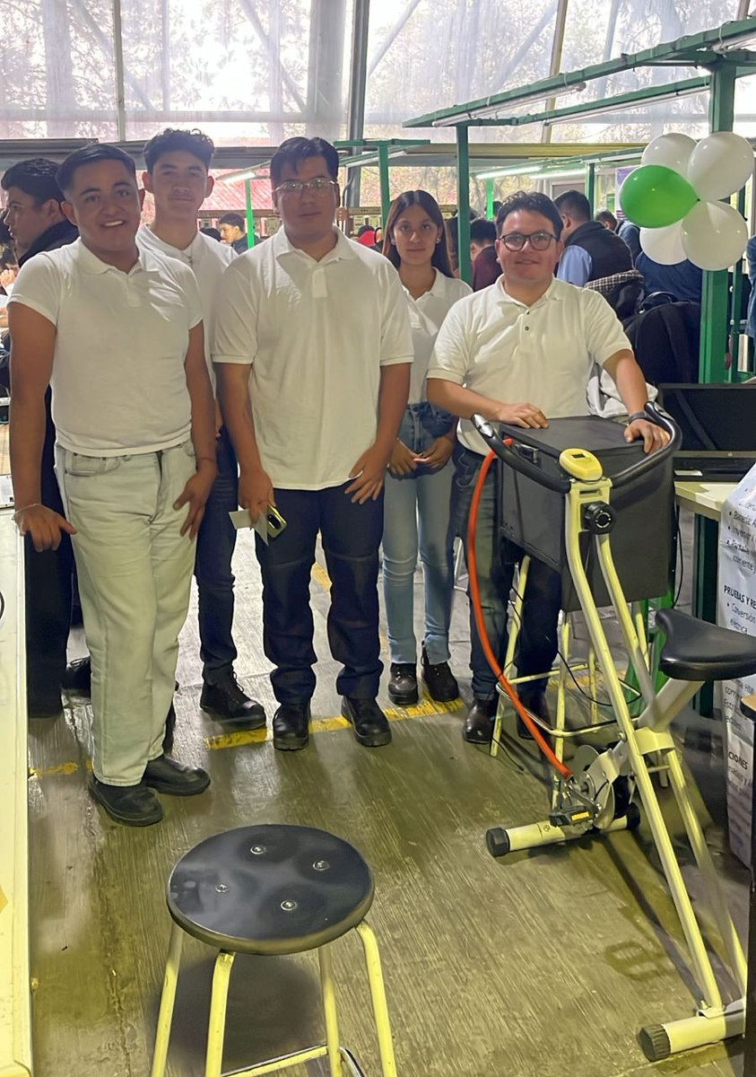 UTTT_MX's tweet image. Estudiantes de las Ingenierías en Energías Renovables, Mantenimiento Industrial y Mecatrónica, presentaron proyectos integradores donde pusieron en práctica los conocimientos adquiridos en aula.