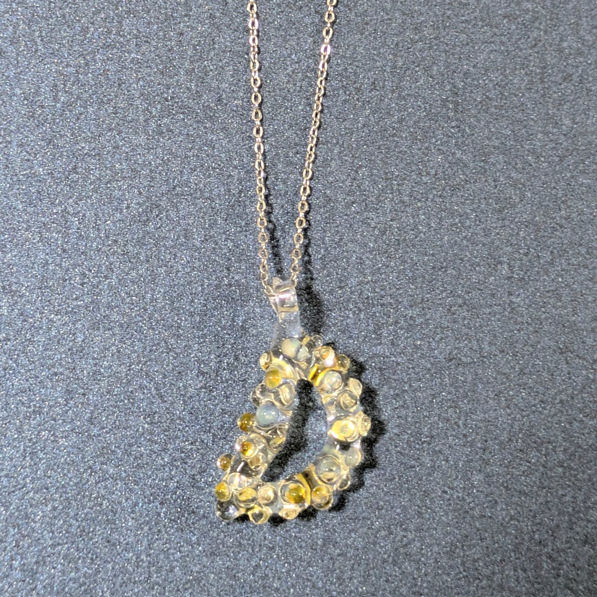 glassartaoitori's tweet image. パールイエロームーンネックレスと
『パリのすてきなおじさん』
先日お求め頂きました。
見つけてくださったお客様方、
#PASSAGEbis!の運営の皆様、
有難うございます✨

プレゼントにもおすすめです。
引き続きご覧頂けますようよろしくお願い致します。
#神保町
#PASSAGE
#青い鳥の物語