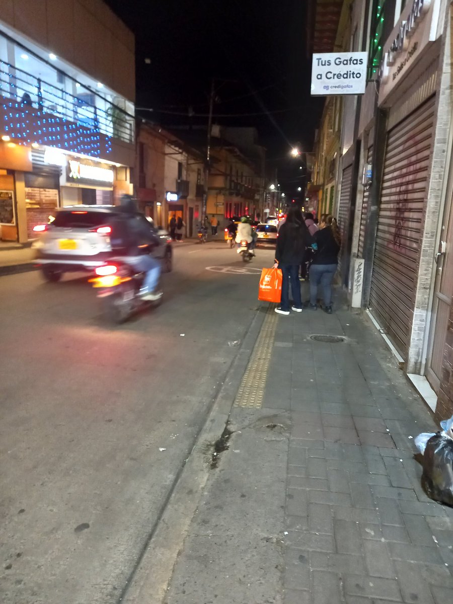 Delgado1Single's tweet photo. Caminando el centro de Pasto que ganas de hacer algo, como conocer una #HotwifePasto #Hotwife #SinglePasto #SwPasto #PastoSw #ParejaPastoSw #ParejaPasto #SwPasto #SwPopayan #SwCali #ParejaCali #ParejaPopayan #SwCauca #SwingerNariño #SwingerColombia https://t.co/Ddrd82vh65