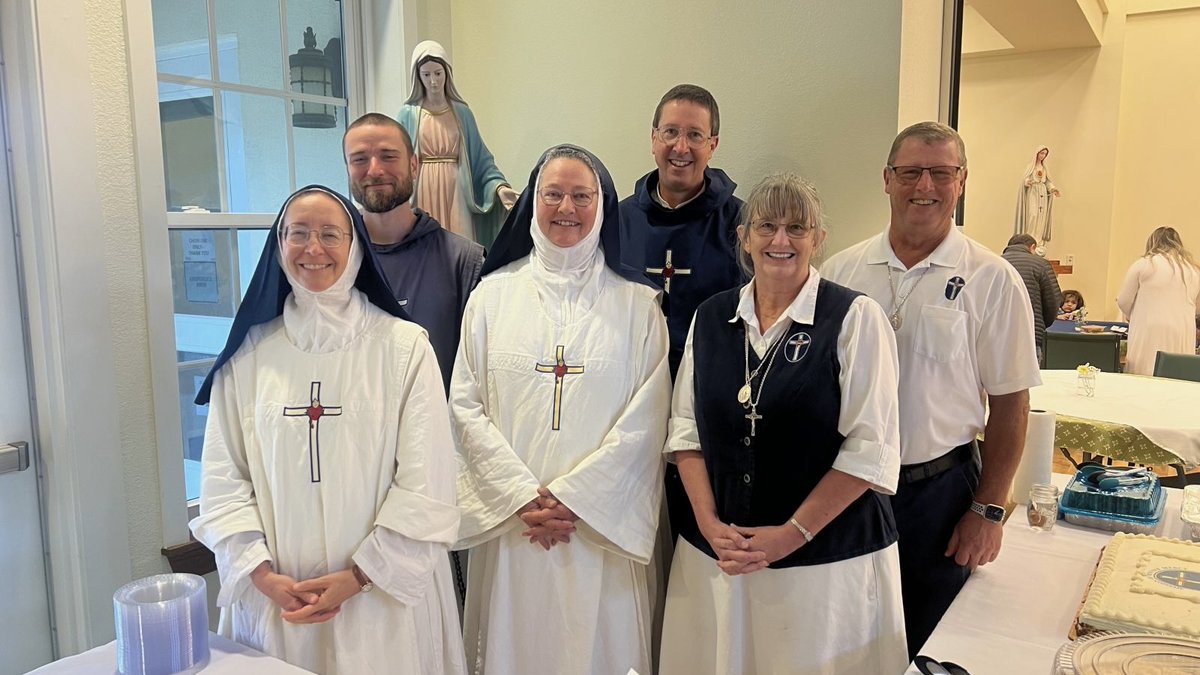 MDMFaith's tweet image. In Thanksgiving - This week in which we take time to remember our blessings, we of the Mission of Divine Mercy give thanks to God for all of His care of our Community over the last 24 years.

api.neonemails.com/emails/content…