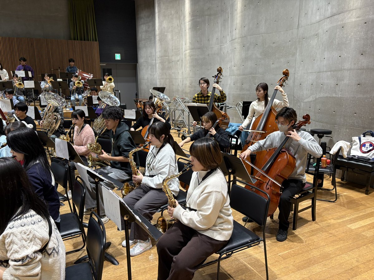 Joemn104's tweet photo. この演奏に注目！

今回、私たちは、吹奏楽では珍しくチェロが入った演奏形態で演奏する曲があります。 https://t.co/T8Z8qx12mE