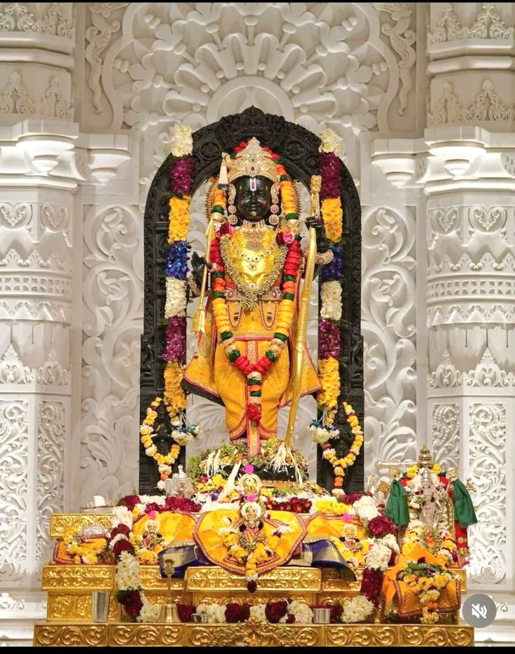 जीवन में जब कोई सहारा ना हो तो ध्यान रखें रघुनंदन सरकार है ना 
जय श्री राम 🔥