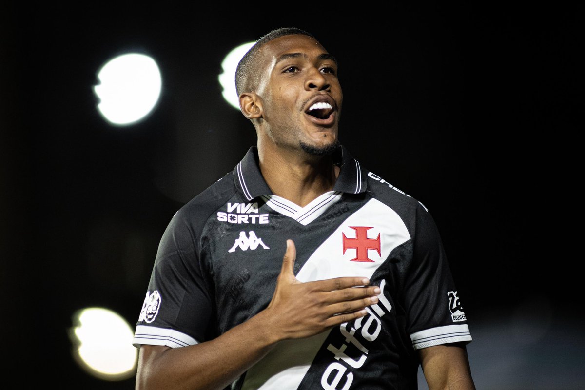 RAYAN MARCA DE NOVO NA COLINA 🏟️💎7️⃣7️⃣

#VASxINT
#Brasileirão2025

📸 Matheus Lima | #VascoDaGama