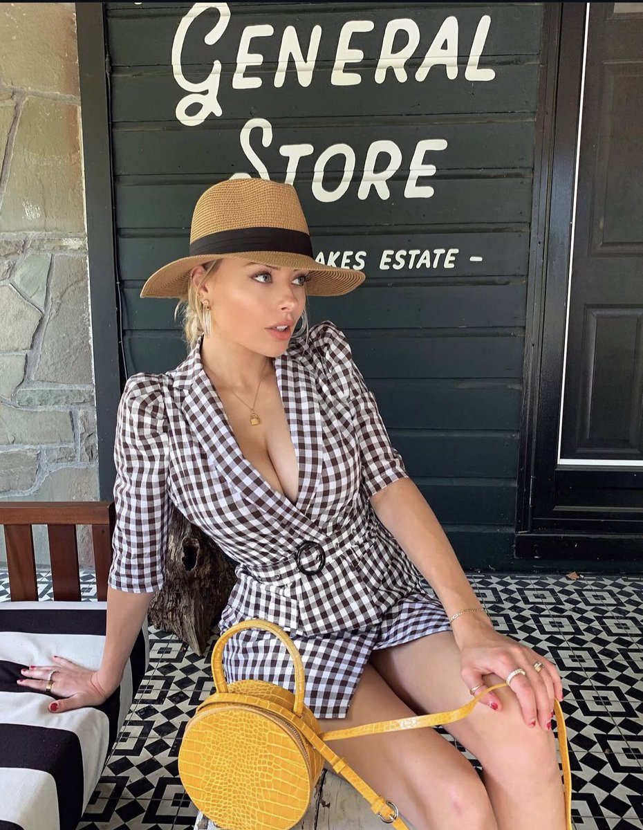 Grace Lewis tweet media