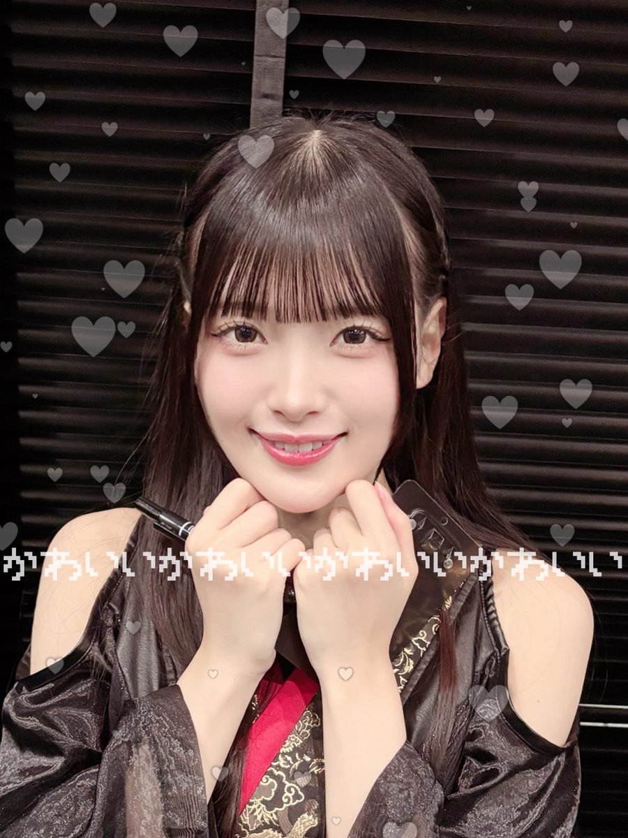 sea_ek's tweet image. 25.11.02 にゃんぽこらフェス
この日は4回目の六椛さん、はじめましてのがるむさん、ライカさんのもとへお邪魔しました😆
いぬわしさんなんか特典券の購入特典が豪華すぎていつのまにかチェキ券が増えてる😂やばい😂
#INUWASI #りっかちゃんしかすきじゃない #ライカとチェキとったよ #がみむメモ