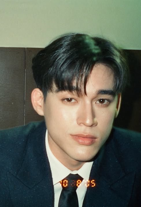 j2728g's tweet image. พี่ว่าหน้าตาแบบนี้ เล่นบทไหนได้บ้างคะ 😗