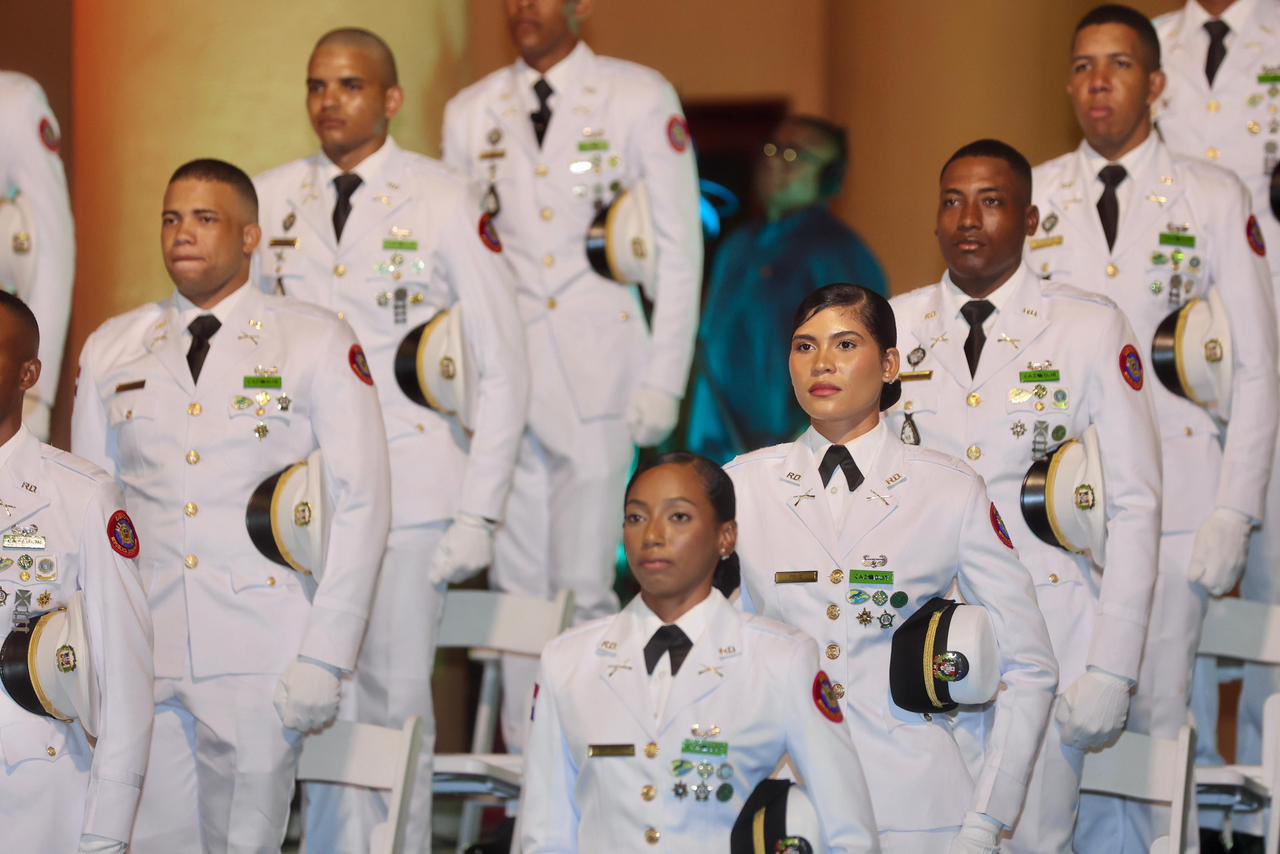 G64qXYkXoAApRE ?format=jpg&name=large