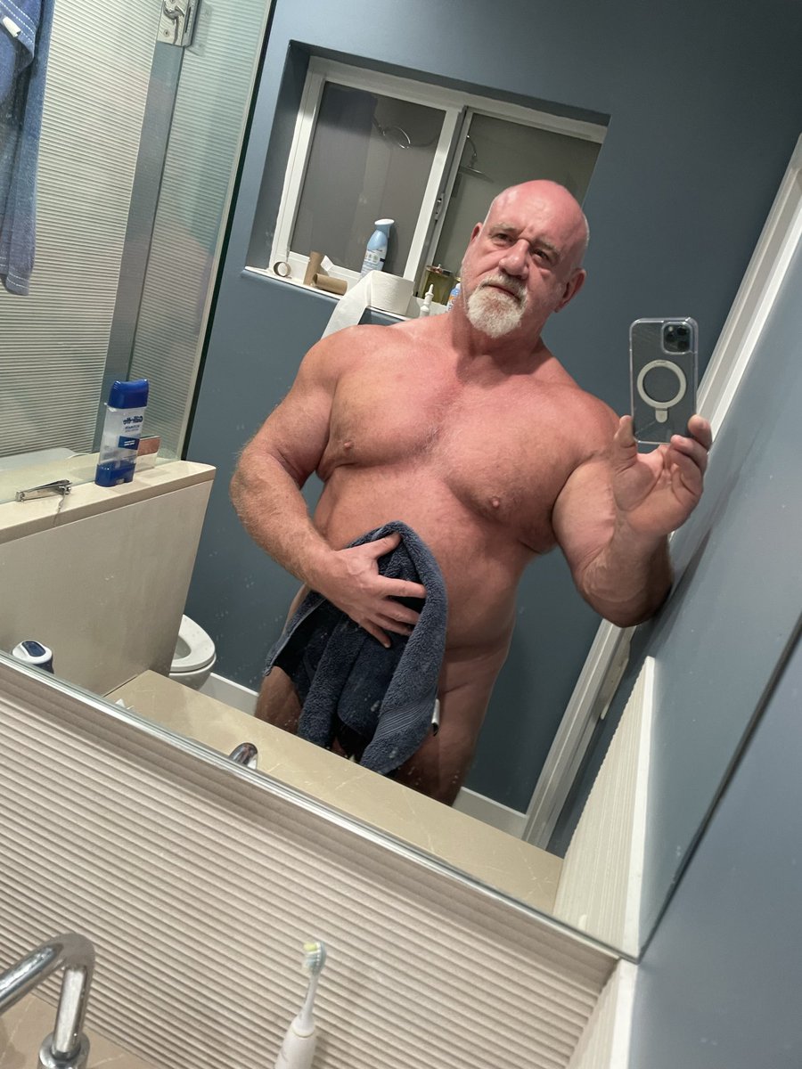 bigukbear tweet media