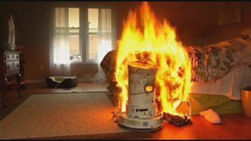 cityofwsfire's tweet photo. Colder temps are back.๐ก๏ธ
If you are pulling out the space heaters, remember these fire safety tips:
โ
Give space heaters at least 3ft. of space
โ
Plug heaters directly into wall outlets
โNever use an extension cord or power strip with a space heater
#SafeatHome #WSFire https://t.co/MgRcAkK6aR