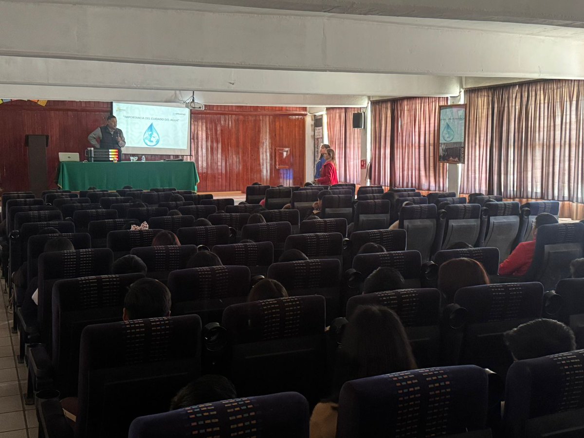 MetepecOPDAPAS's tweet image. Seguimos impulsando la cultura del agua.
A través de pláticas de concientización, acercamos a niños y jóvenes la importancia del uso responsable y cuidado de este recurso vital.
Construimos juntos un Metepec más consciente.
#EstamosEnLaRuta
@FerFlores_Emp 
@MetepecGobierno