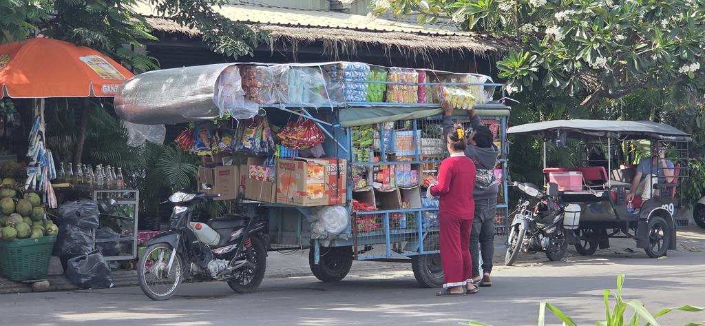 DeanLockwood's tweet photo. Phnom Penh, Cambodia https://t.co/PLosLfghuu