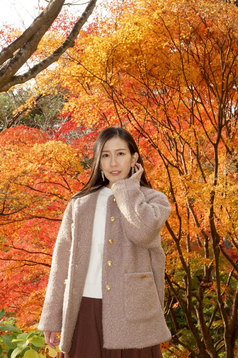 morimototoshiko's tweet photo. お久しぶりです🥰
紅葉見てきました🍁💕
今年は全体的にまだ真っ赤っかじゃなかったけど、綺麗に染まってたよ☺️
いっぱい撮ってもらったのでまたアップするねー📷✨

#神戸市立森林植物園 https://t.co/UkydejCcmM